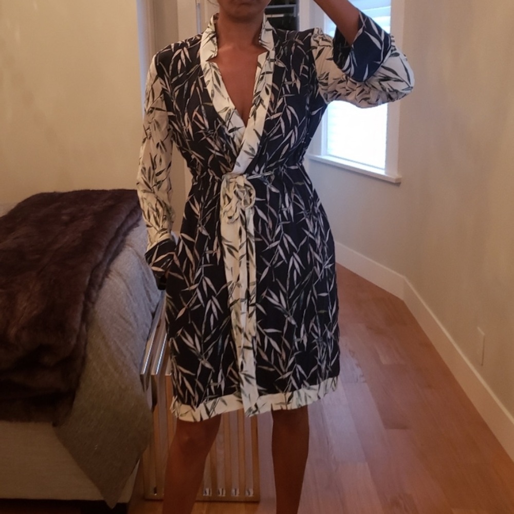 Equipment silk wrap dress size XS bamboo print